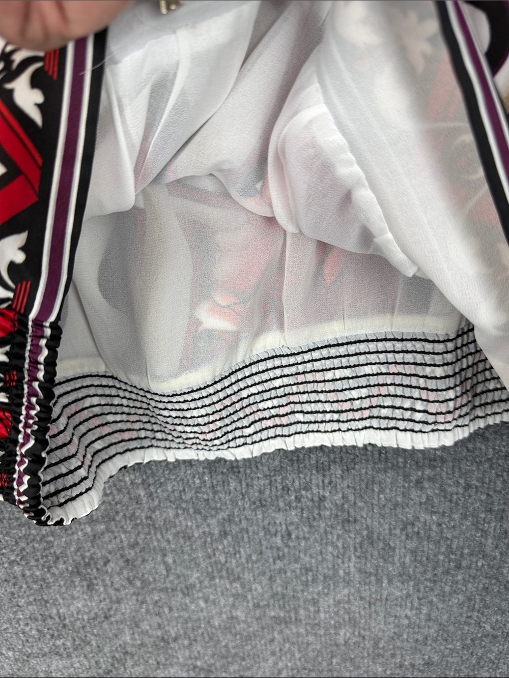 White House Black Market Sleeveless Halter Blouse Red White Black Medium NWOT - Picture 6 of 9